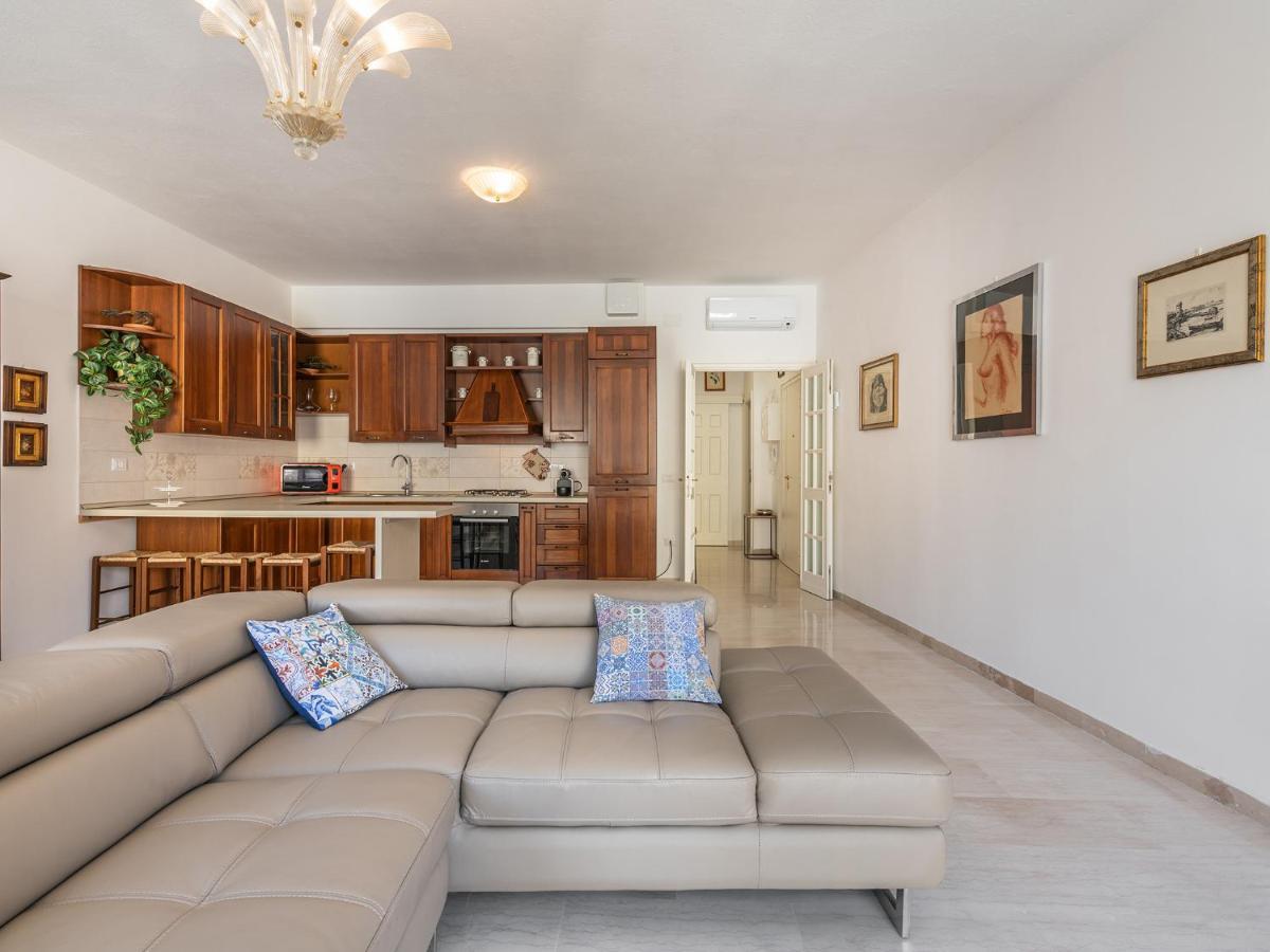 Apartment On Shopping Street Cagliari Extérieur photo