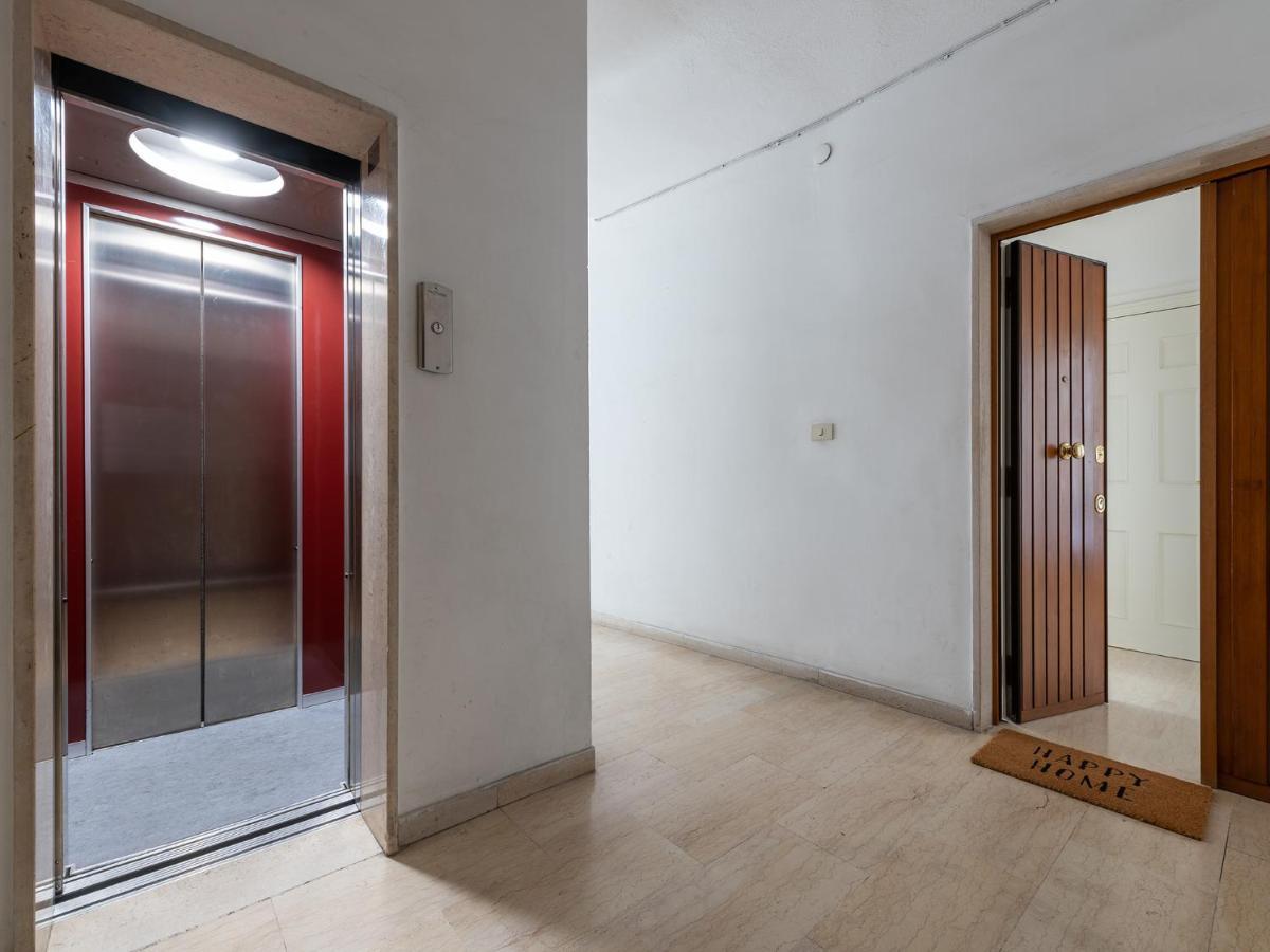 Apartment On Shopping Street Cagliari Extérieur photo