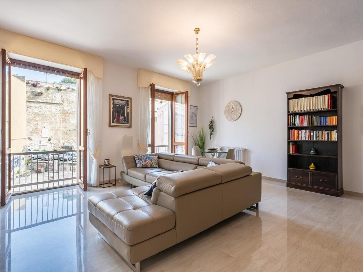 Apartment On Shopping Street Cagliari Extérieur photo