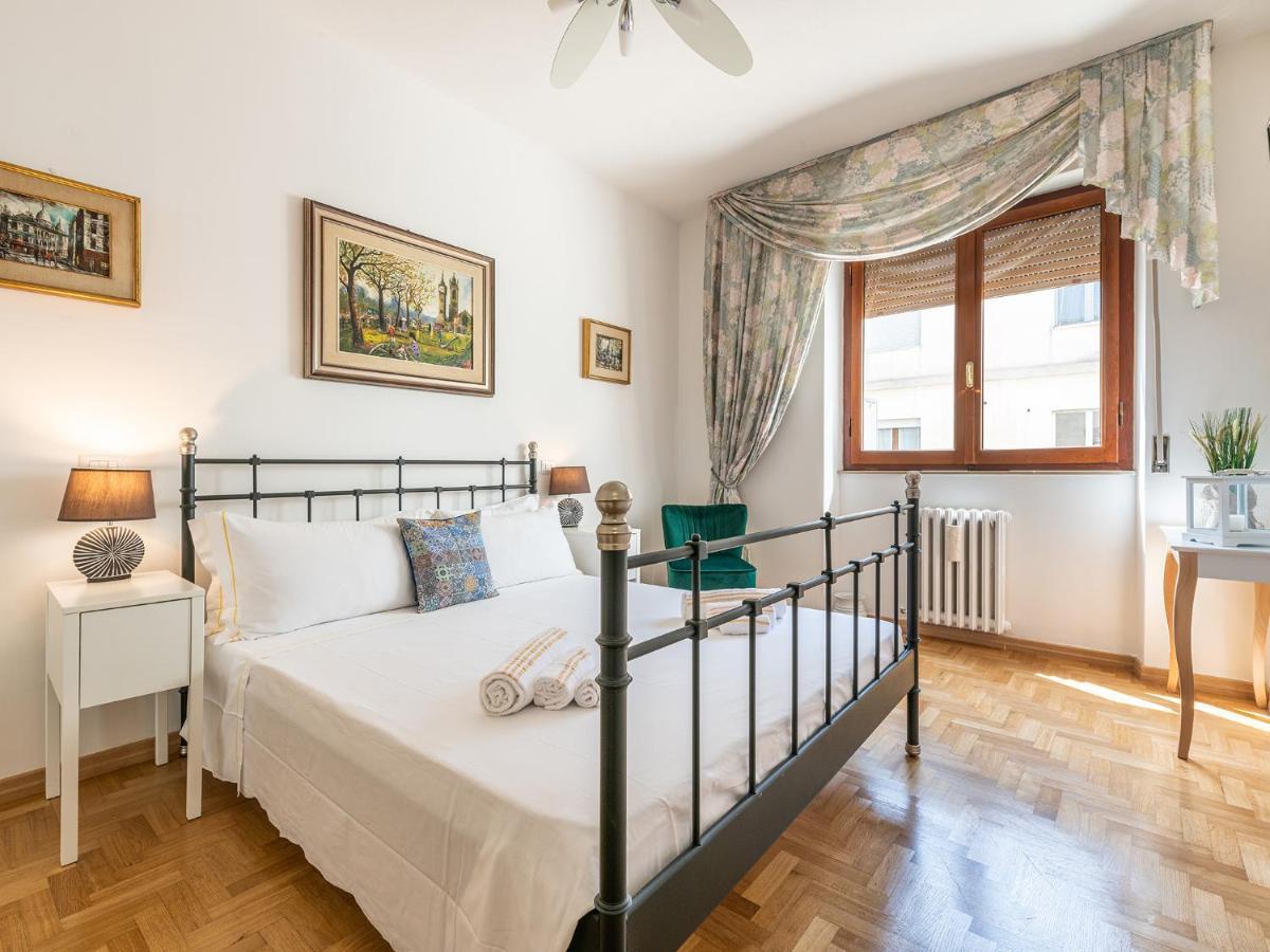Apartment On Shopping Street Cagliari Extérieur photo