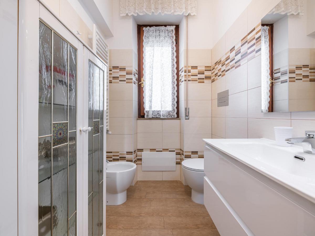 Apartment On Shopping Street Cagliari Extérieur photo