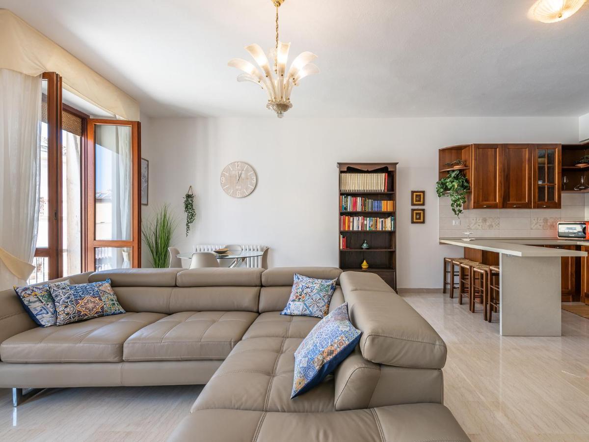 Apartment On Shopping Street Cagliari Extérieur photo
