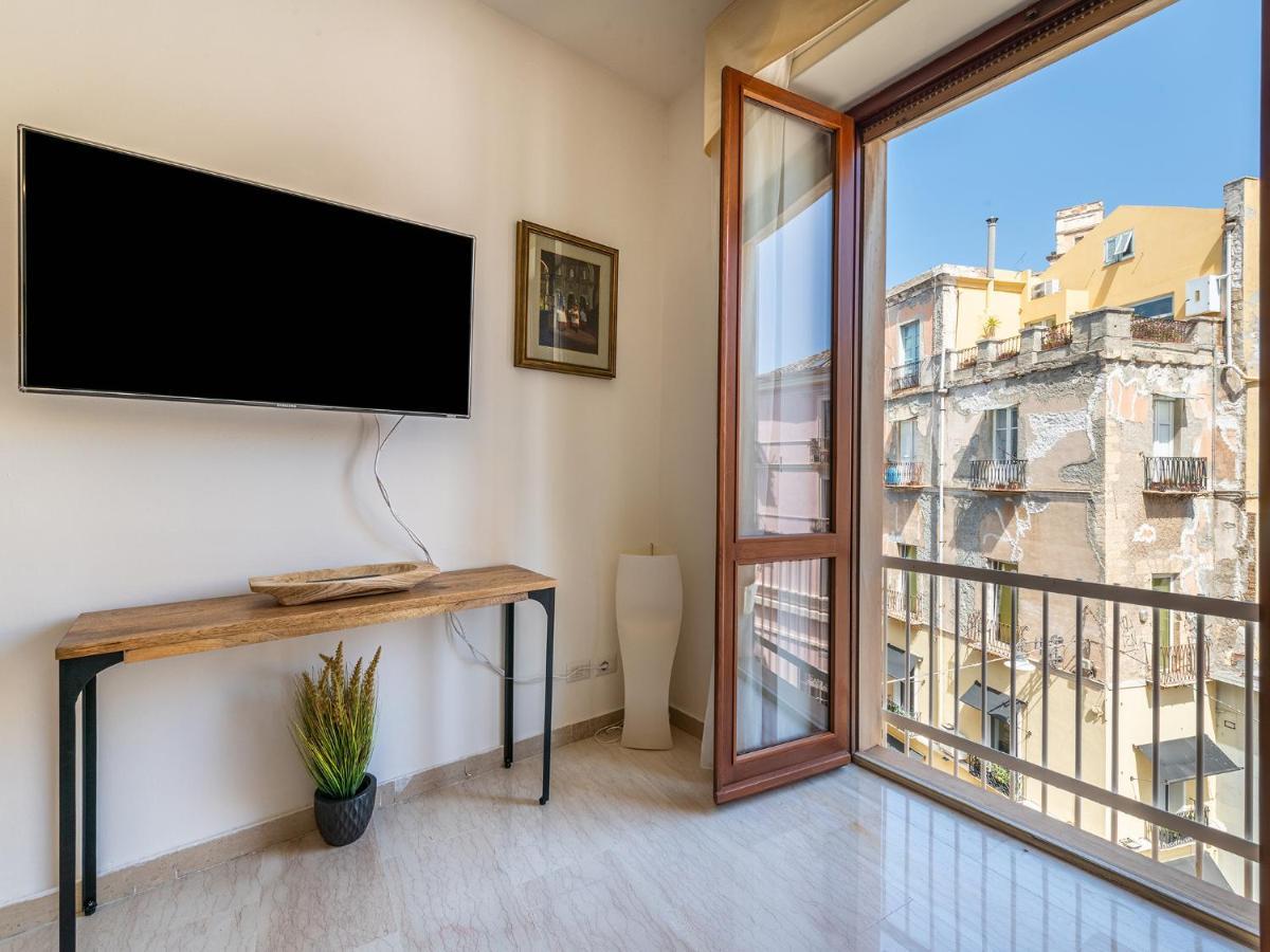 Apartment On Shopping Street Cagliari Extérieur photo